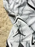 Short Jordan Estampado Gris